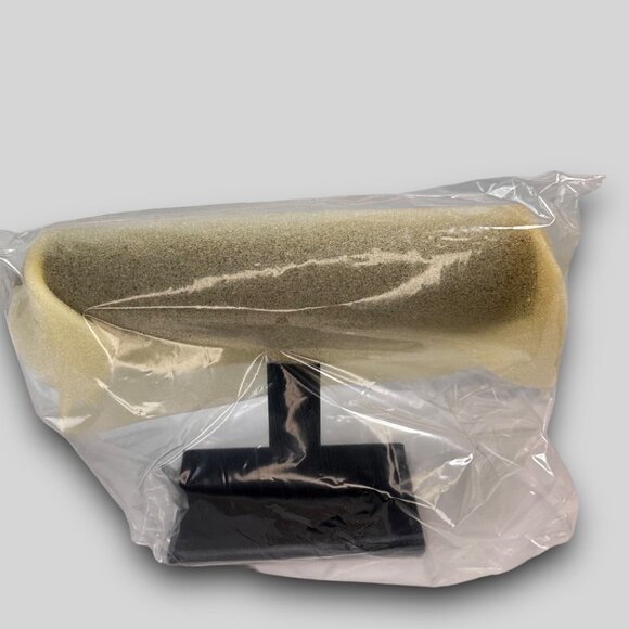 Elegant Black Velvet T-Bar Jewelry Display Stand for Bracelets & Watches - Picture 5 of 5